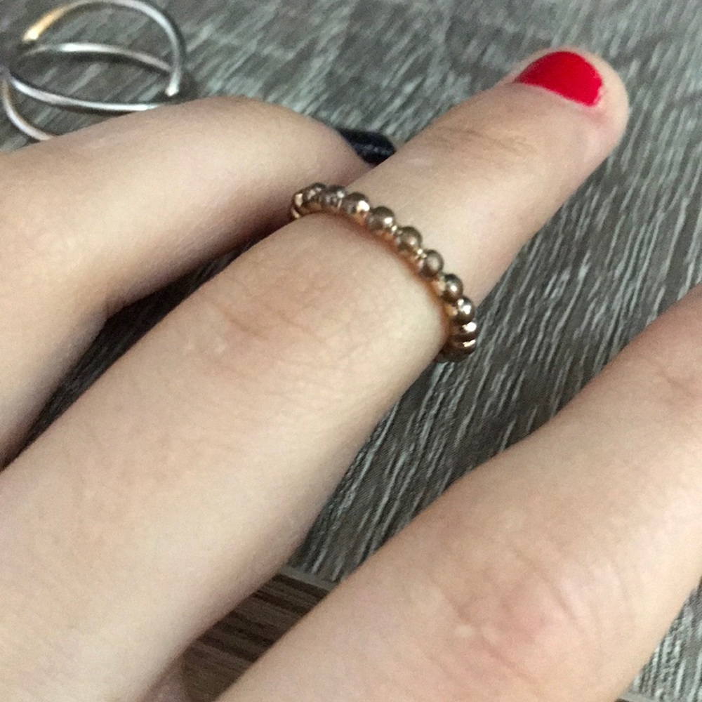 Mid finger ring